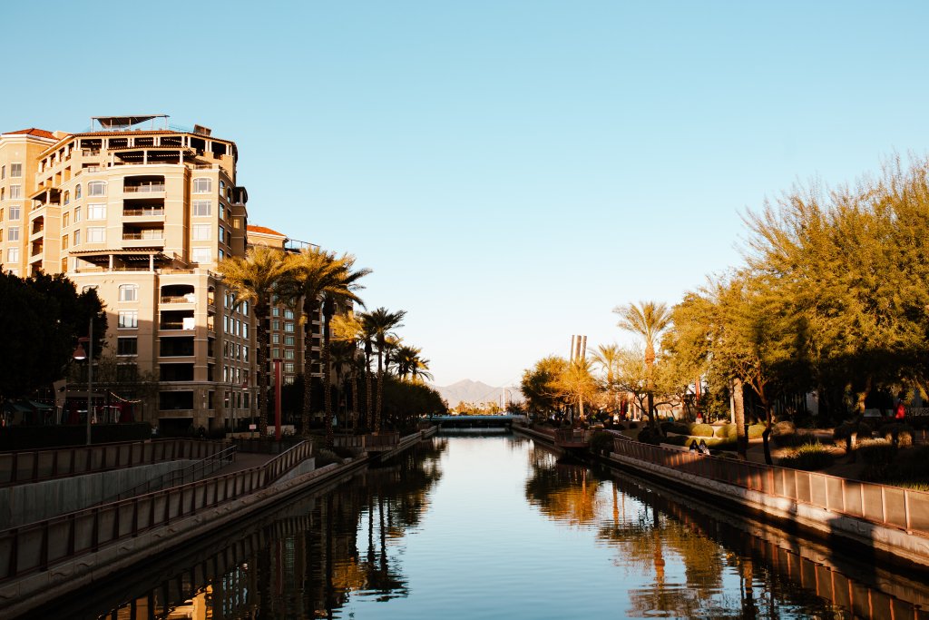 Scottsdale canal as you learn about me, Stacy Klein REALTOR® Scottsdale Living Luxury